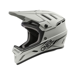 o-neal_0500-052_backflip_solid_fullface_helm-1