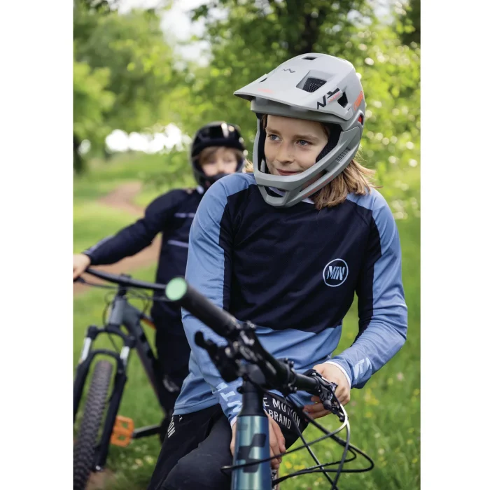 Abus---casca-ciclism-copii-Youdrop-FF--acoperire-integrala--helmet---albastru-intunecat_21ta-ru Abus---casca-ciclism-copii-Youdrop-FF--acoperire-integrala--helmet---albastru-intunecat_21ta-ru